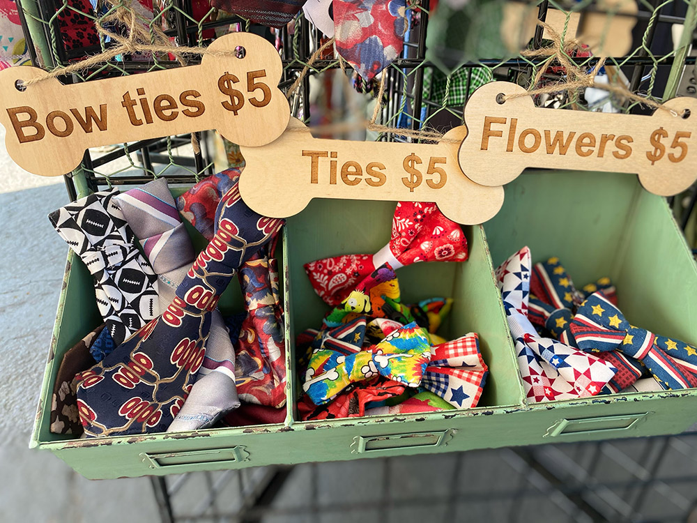 bow ties, ties, flowers
